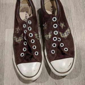 Suede Converse All-stars Men's Sz. 4 (1W354)